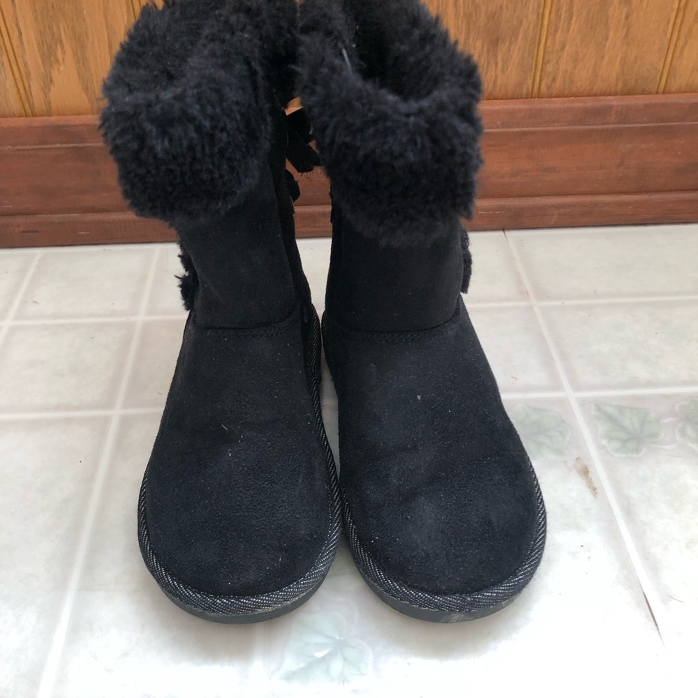Black faux suede Fur topped Winter Boots size 11